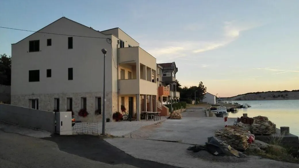 Apartments By The Sea Simuni, Pag - 18386 Kolan