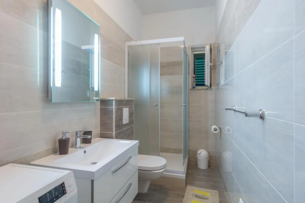 Apartments By The Sea Simuni, Pag - 18386 Kolan Croatia